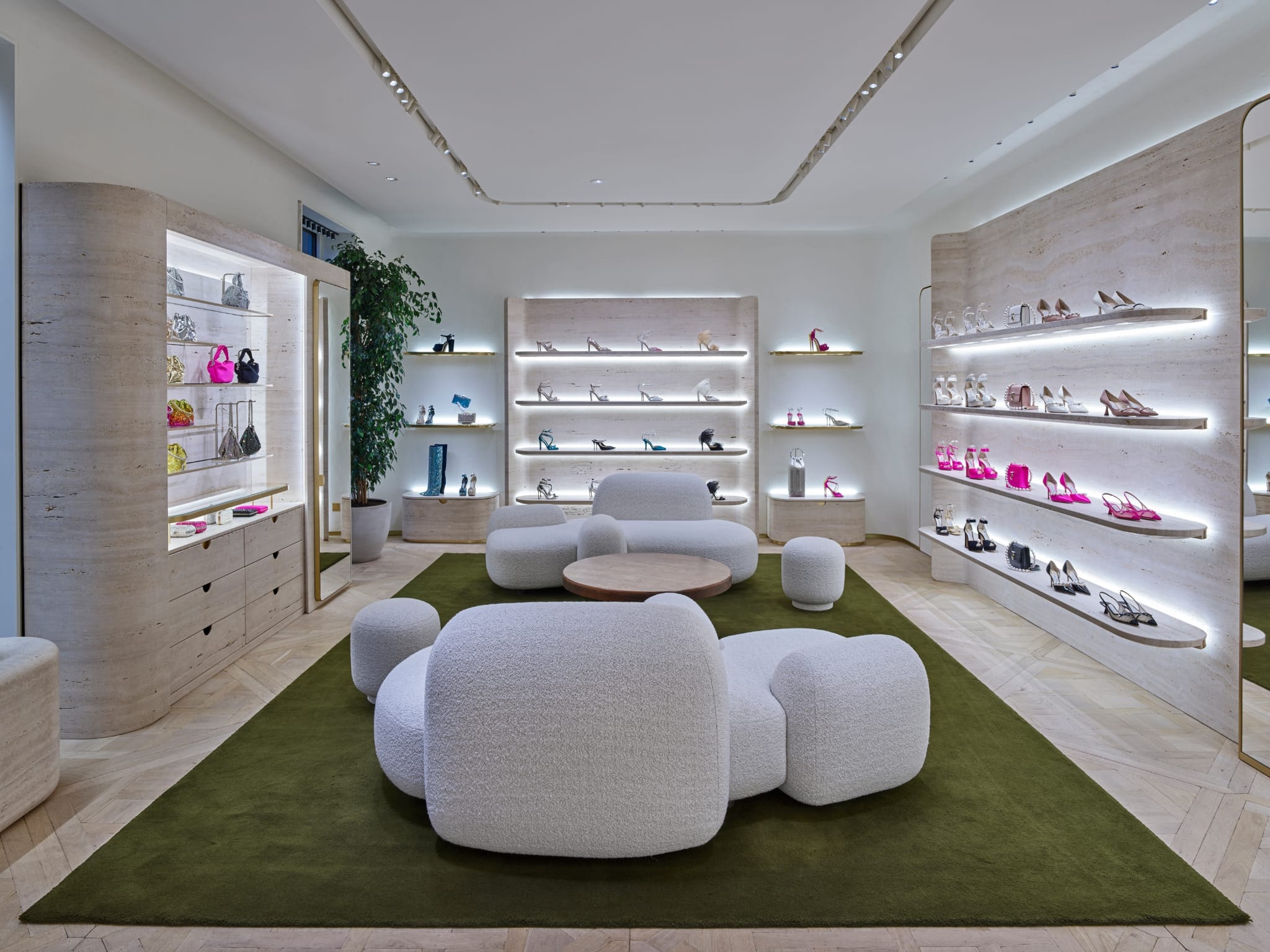 Jimmy Choo — Ave Montaigne, Paris — 3