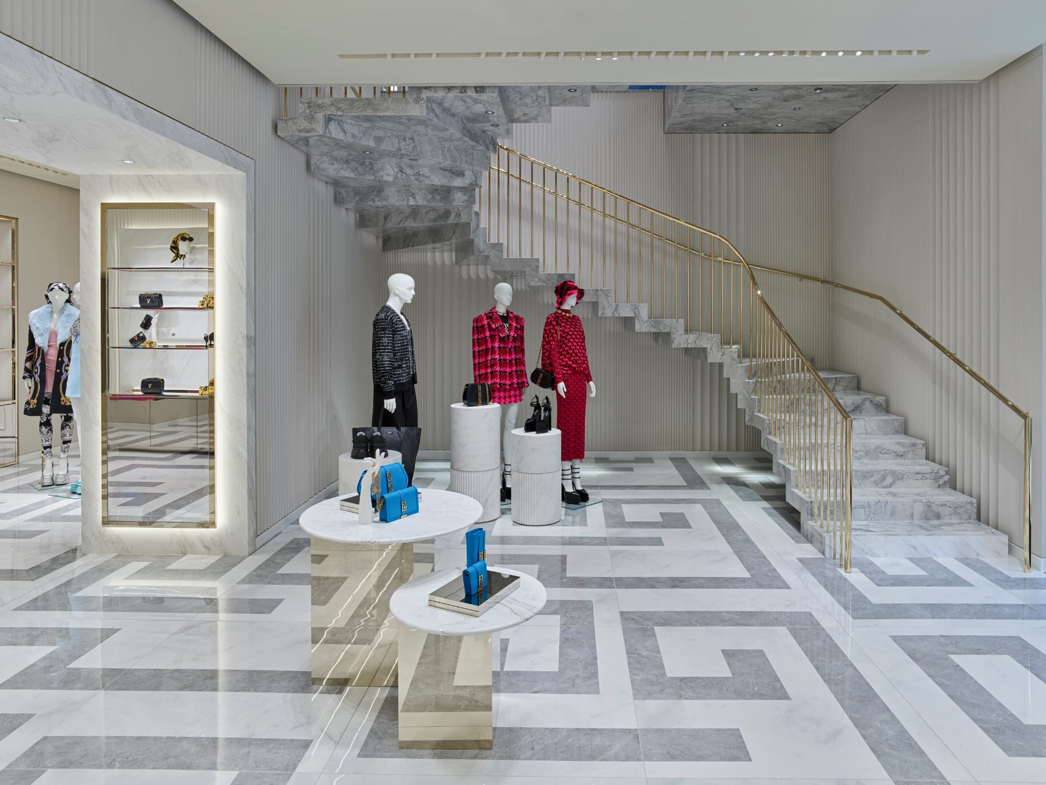 Versace — Ave Montaigne, Paris — 6